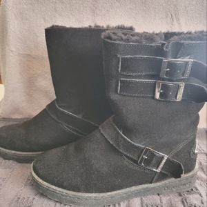 Bearpaw boots